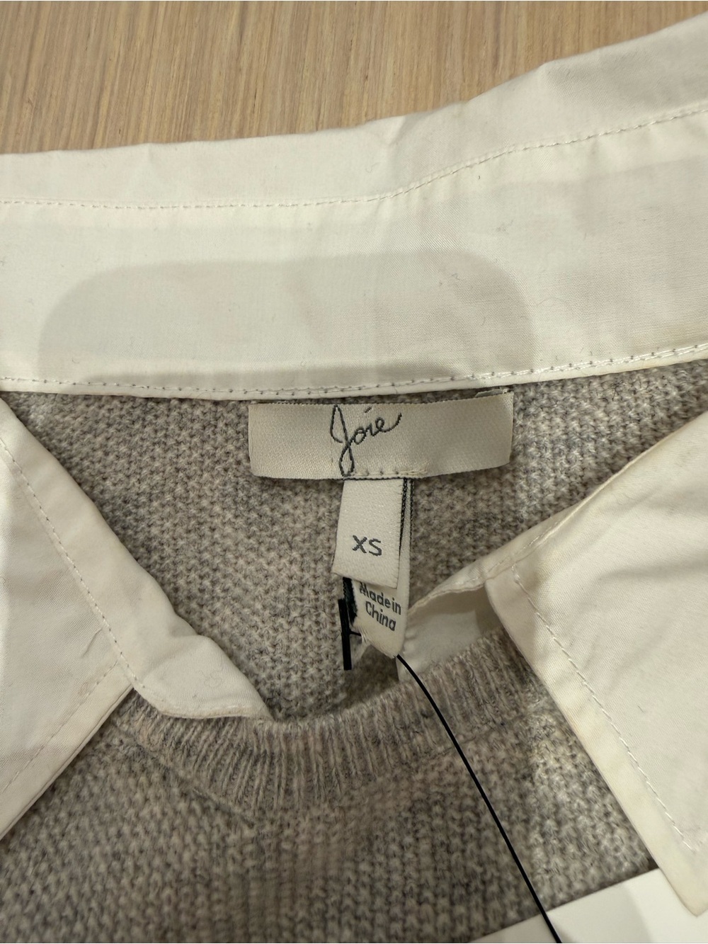 Joie Grey Sweater with White Collar & Hem - Picture 4 of 11